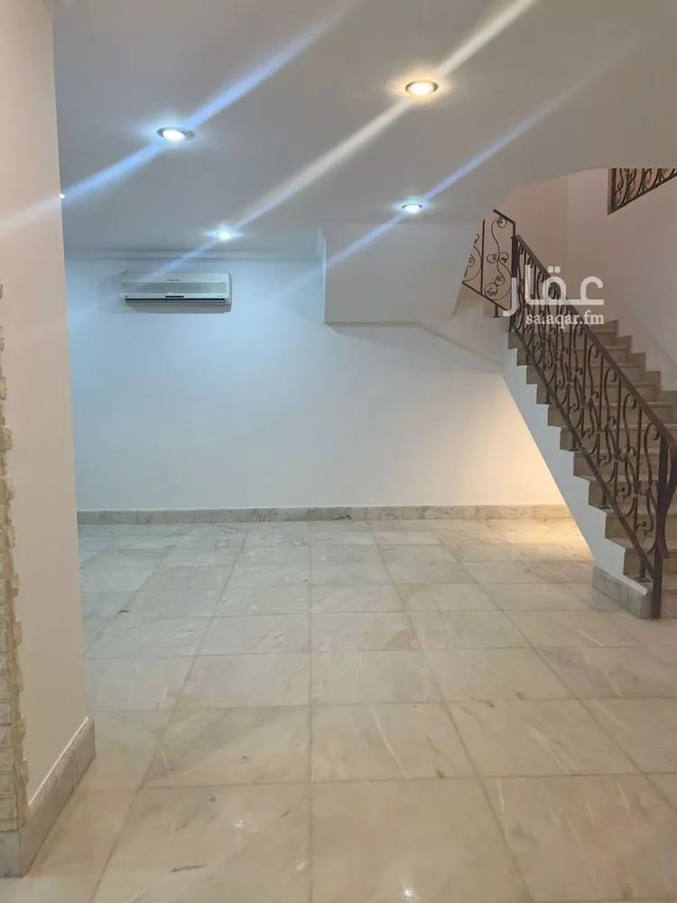 فيلا للبيع في شارع الهفوف, حي الصحافة, مدينة الرياض, منطقة الرياض صورة 3