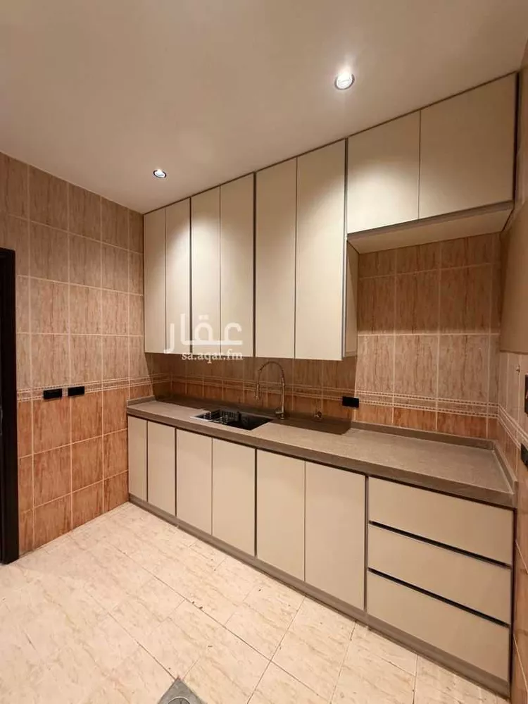 Building for Rent in Jeddah Al Bawadi صورة 3