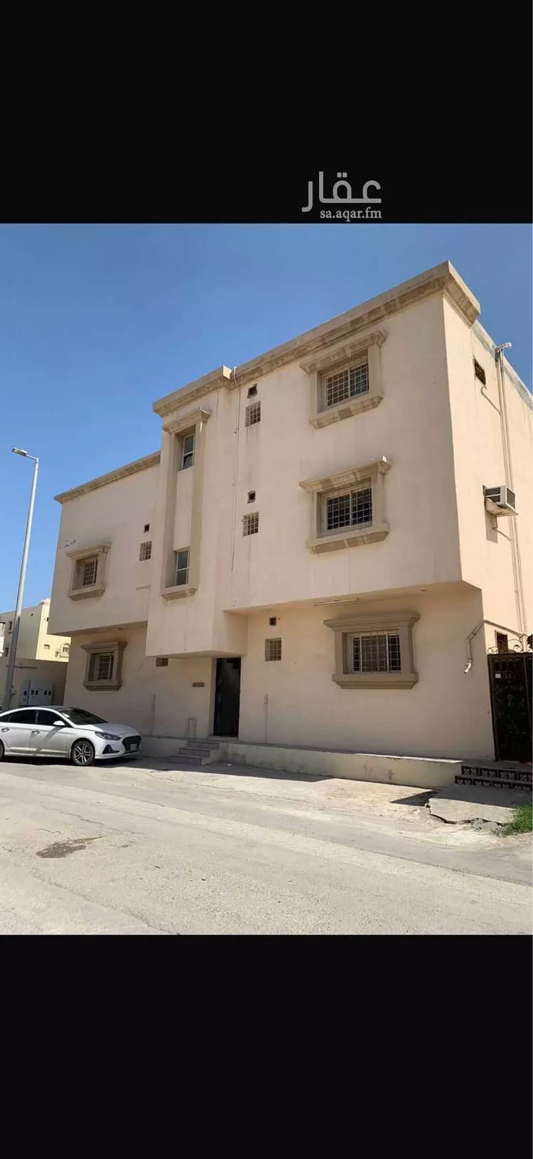 Building for Sale in Safwa Al Hazm