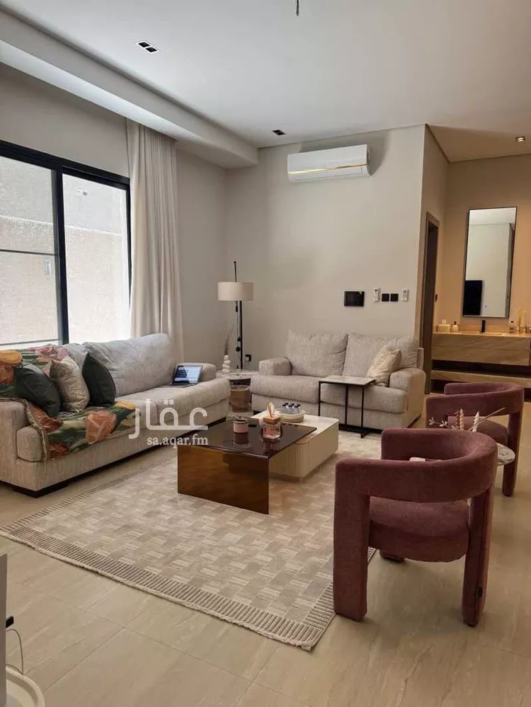 فيلا للبيع في شارع خبيب بن يساف, حي التحلية, مدينة الخبر, المنطقة الشرقية 6