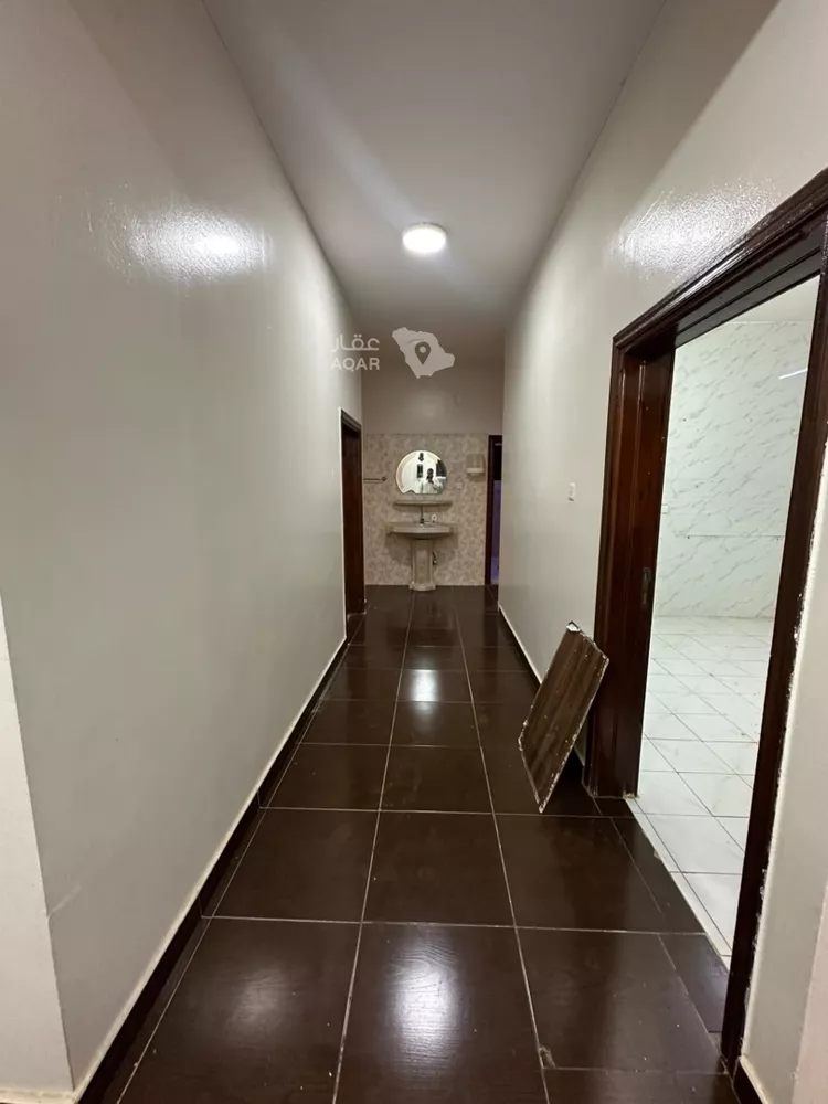 دور للإيجار في شارع عيسى الهاشمي, حي العريجاء الغربي, مدينة الرياض, منطقة الرياض 6