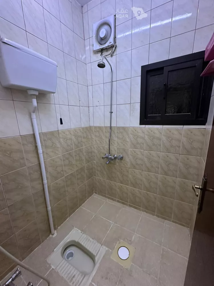 دور للإيجار في شارع عيسى الهاشمي, حي العريجاء الغربي, مدينة الرياض, منطقة الرياض 11
