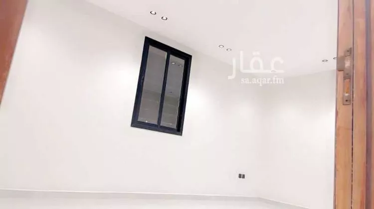 دور للبيع في شارع الأمير سعود بن محمد بن مقرن, حي طويق, مدينة الرياض, منطقة الرياض صورة 4