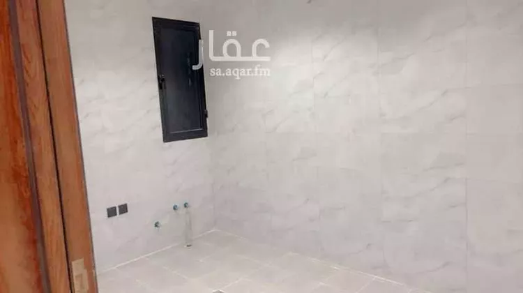 دور للبيع في شارع الأمير سعود بن محمد بن مقرن, حي طويق, مدينة الرياض, منطقة الرياض صورة 2