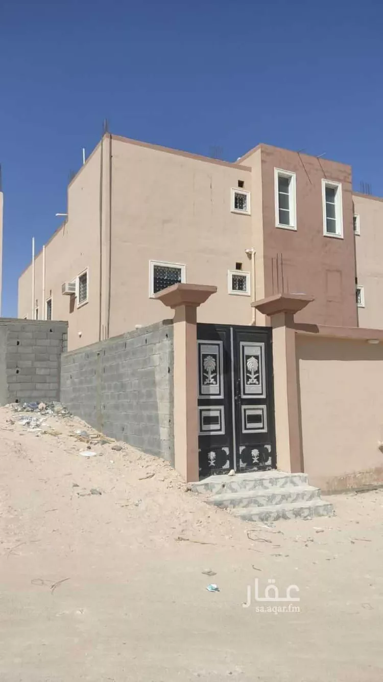 عمارة للبيع في شارع الخندق ، حي هجرة البلاعيس ، القريات ، القريات صورة 2