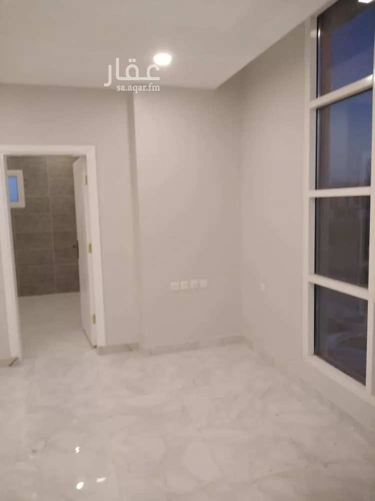 فيلا للبيع في شارع سلمى بن عبد الله الهذلي, حي نبلاء, مدينة المدينه المنوره, منطقة المدينة المنورة صورة 2