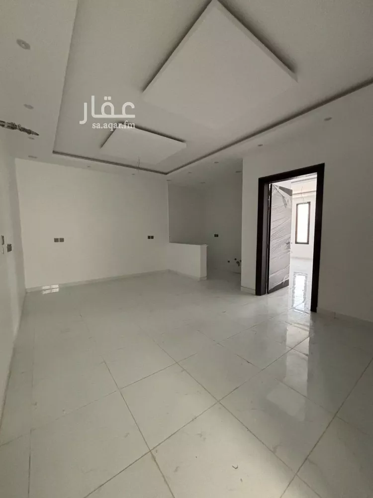 فيلا للبيع في شارع معبد بن عباده, حي العزيزية, مدينة المدينه المنوره, منطقة المدينة المنورة صورة 3