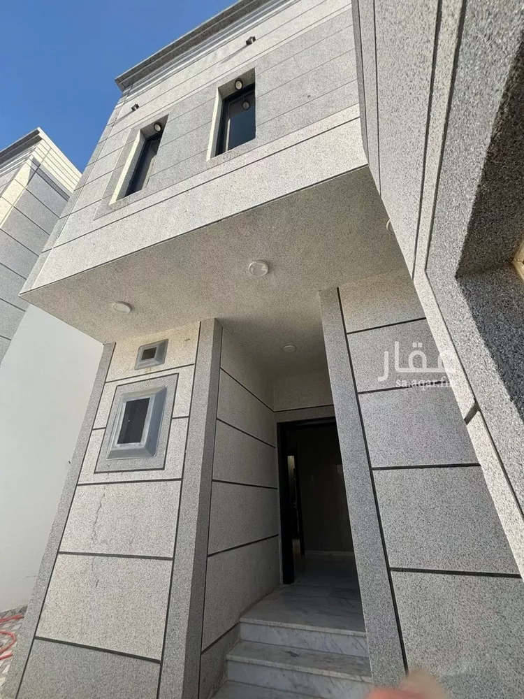 فيلا للبيع في شارع معبد بن عباده, حي العزيزية, مدينة المدينه المنوره, منطقة المدينة المنورة صورة 5