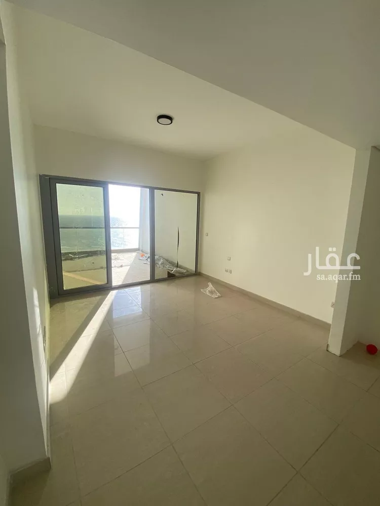 شقة للبيع في شارع طريق الكورنيش فرعي, حي الشاطئ, مدينة جدة, منطقة مكة المكرمة صورة 3