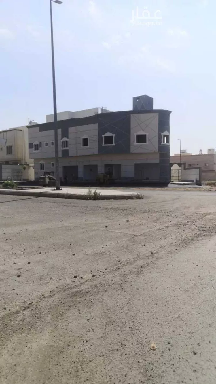 عمارة للبيع في شارع عمرو بن معبد بن الأوسي ، حي الملك فهد ، المدينة المنورة ، منطقة المدينة المنورة صورة 2