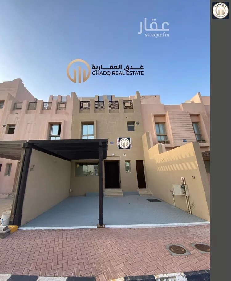 فيلا للبيع في شارع الدمام 1024, حي شاطئ نصف القمر, مدينة الدمام, المنطقة الشرقية صورة 2