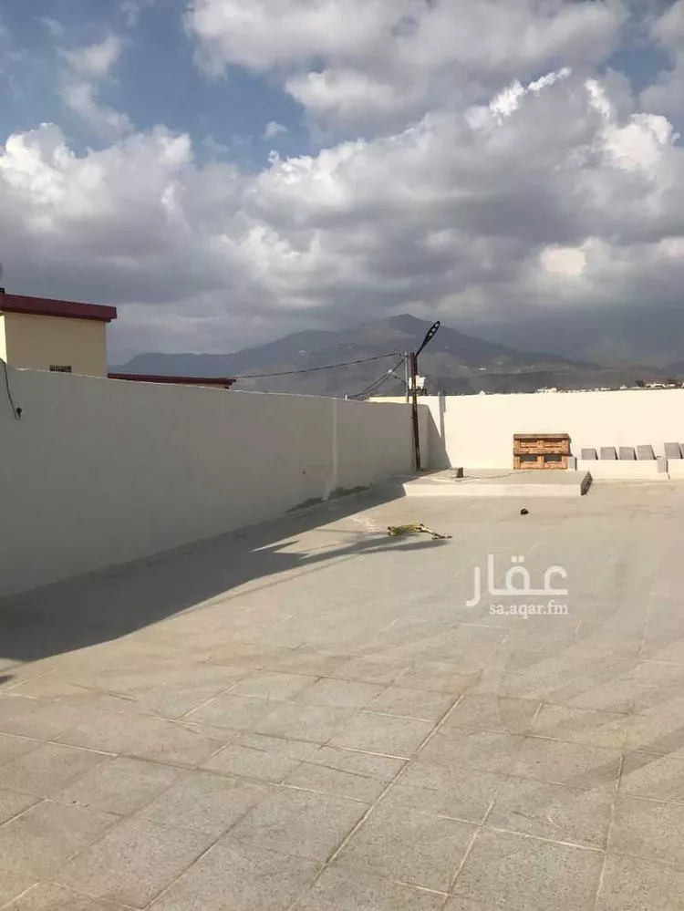 Building for Sale in Muhayil Az Zahra