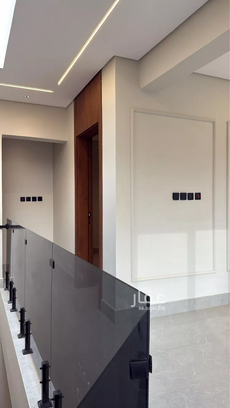 Villa for Sale in Riyadh As Safaa 7