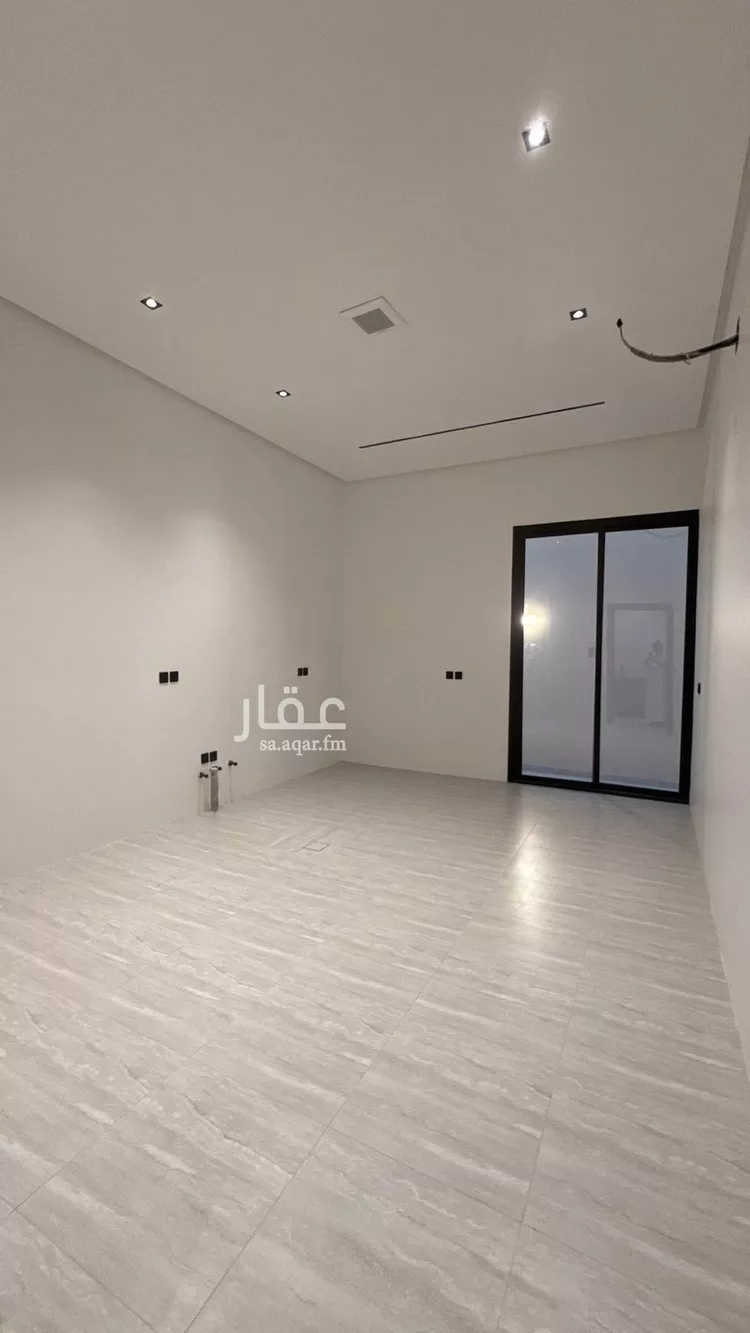 فيلا للبيع في شارع ثابت بن أرقم بن العجلان, حي الصفاء, مدينة الرياض, منطقة الرياض صورة 5