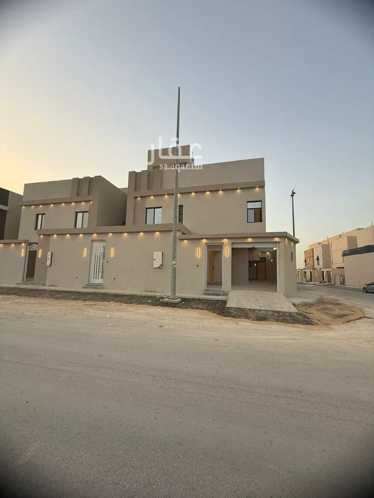 فيلا للبيع في شارع ابي بشر سيبويه, حي بدر, مدينة الرياض, منطقة الرياض صورة 2
