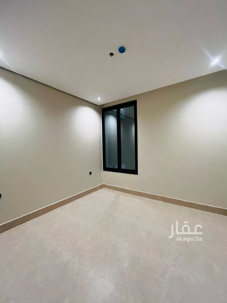 شقة للبيع في شارع احمد بن عجيان, حي طيبة, مدينة الدمام, المنطقة الشرقية