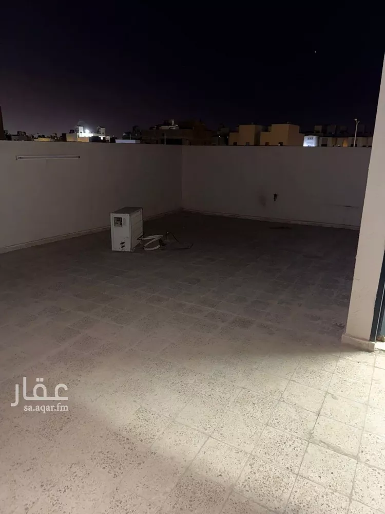 فيلا للإيجار في شارع رقم 158, حي ظهرة لبن, مدينة الرياض, منطقة الرياض صورة 2