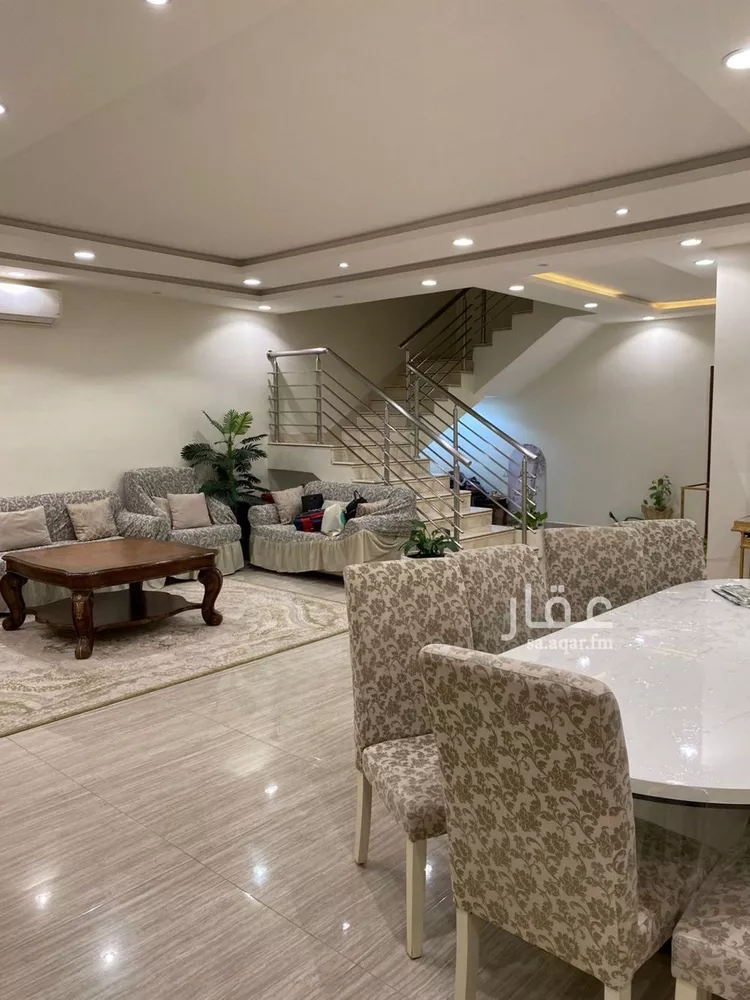 فيلا للبيع في شارع الساعى, حي الفيحاء, مدينة الرياض, منطقة الرياض صورة 2