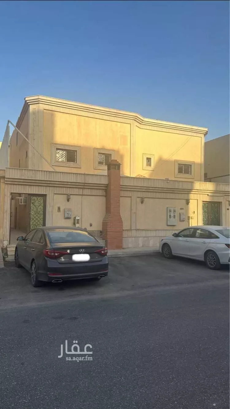 فيلا للبيع في شارع عمر الإشبيلي, حي إشبيلية, مدينة الرياض, منطقة الرياض صورة 2