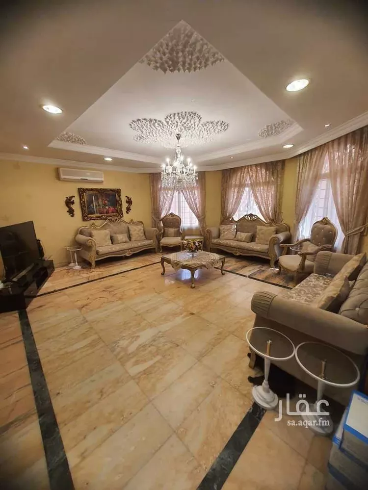 فيلا للبيع في شارع القشاشية, حي إشبيلية, مدينة الرياض, منطقة الرياض صورة 4