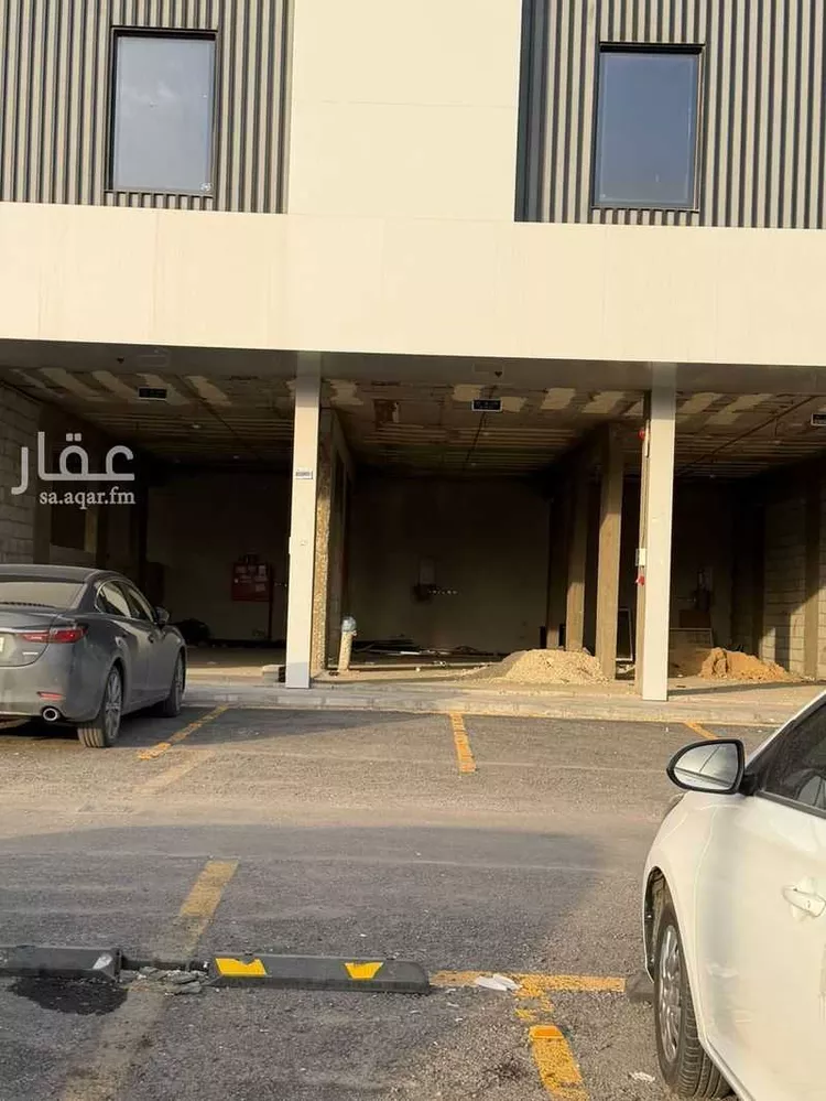Building for Rent in Riyadh Ar Rimal 16