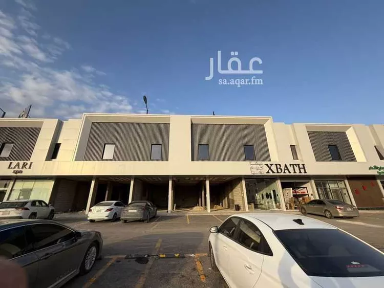 Building for Rent in Riyadh Ar Rimal 25