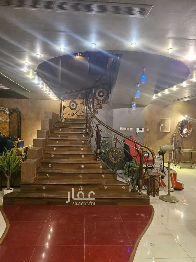 فيلا للإيجار في شارع الطلعه, حي الخالدية, مدينة جدة, منطقة مكة المكرمة صورة 3