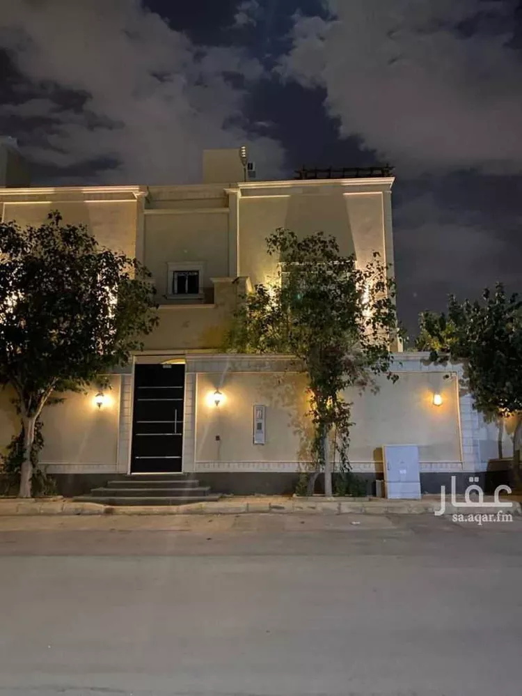 فيلا للبيع في شارع محمد الغساني, حي المهدية, مدينة الرياض, منطقة الرياض صورة 2