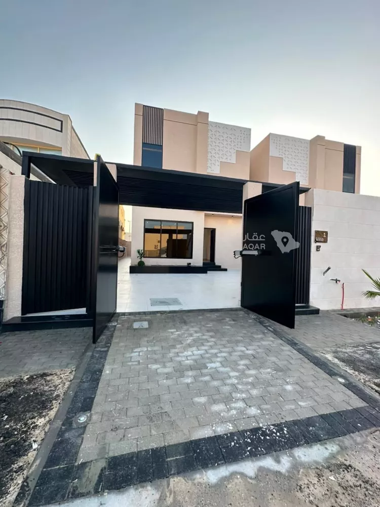 فيلا للبيع في شارع العزيزية 92, حي العزيزية, مدينة الجبيل, المنطقة الشرقية 7