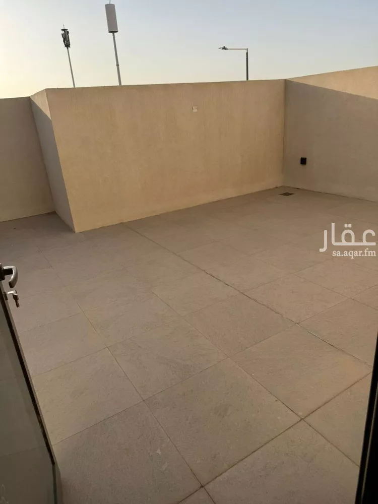 دور للإيجار في شارع أحمد بن محمد البغدادي, حي عكاظ, مدينة الرياض, منطقة الرياض صورة 4
