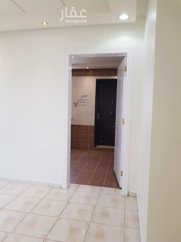 شقة للإيجار في شارع القيرواني, حي إشبيلية, مدينة الرياض, منطقة الرياض صورة 2
