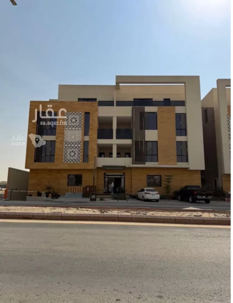 عمارة للبيع في شارع اسماء بنت مالك, حي العارض, مدينة الرياض, منطقة الرياض 8