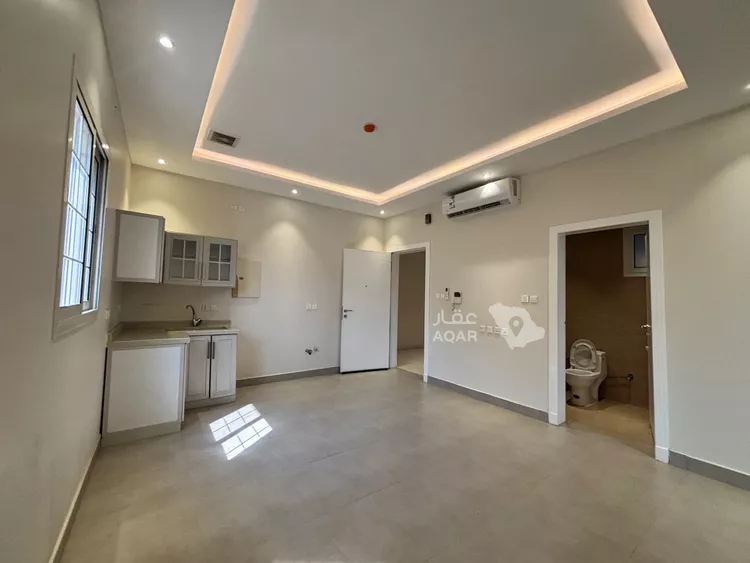 شقة للإيجار في شارع الفرزدق, حي الضباط, مدينة الرياض, منطقة الرياض 4