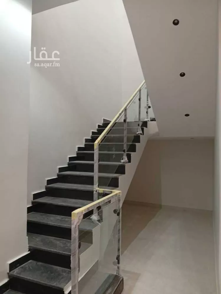 فيلا للإيجار في شارع طريق خريص, حي الجنادرية, مدينة الرياض, منطقة الرياض صورة 4