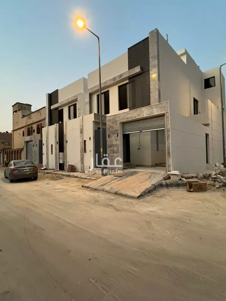 فيلا للبيع في شارع أحمد الشمس, حي العريجاء الغربي, مدينة الرياض, منطقة الرياض