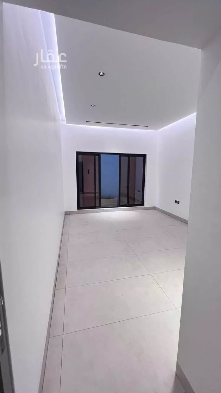 Floor for Sale in Riyadh Al Malaz 6