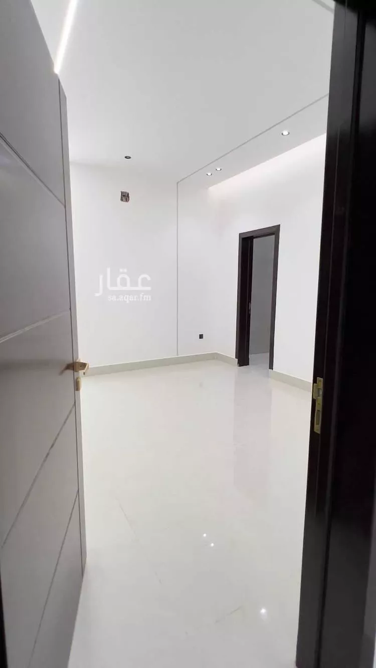 دور للبيع في شارع 100 الرمال, حي الرمال, مدينة الرياض, منطقة الرياض صورة 3