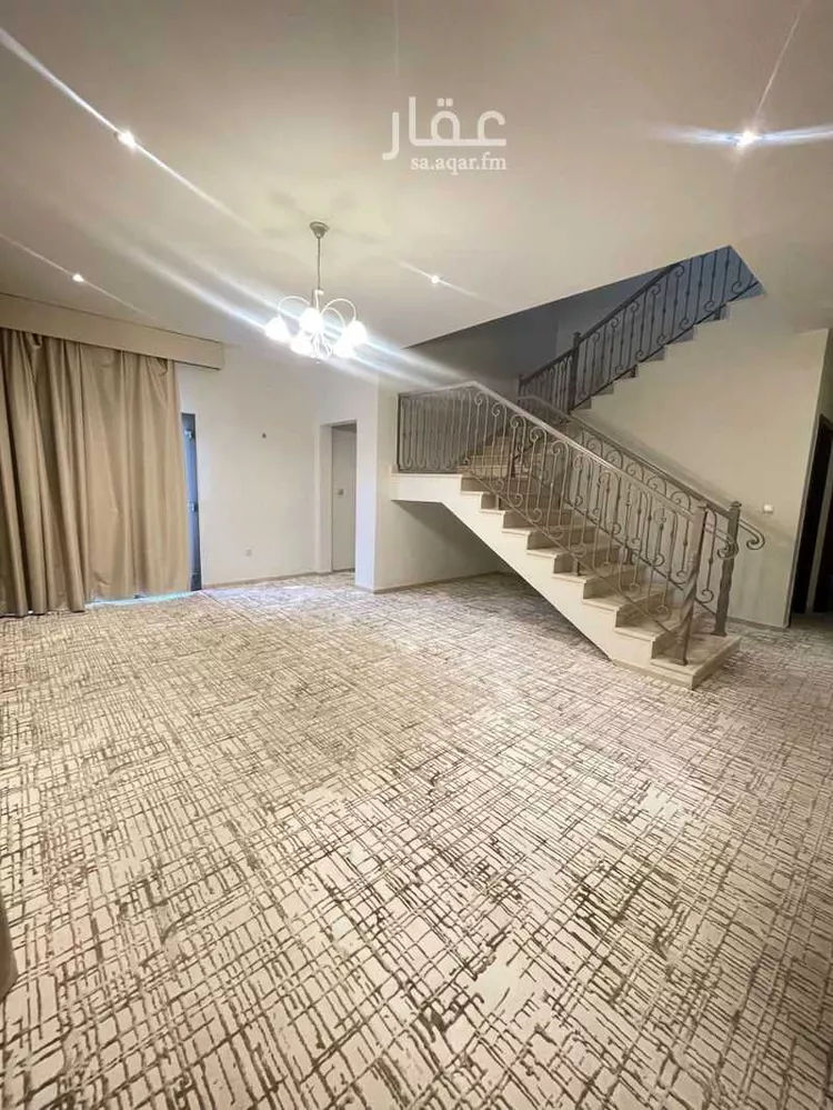 فيلا للإيجار في شارع شارع الرياض, حي الظهران, مدينة الظهران, المنطقة الشرقية صورة 2