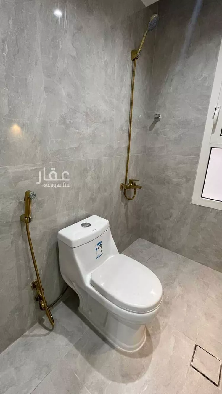 شقة للبيع في شارع الزخرف, حي الجوهرة, مدينة الدمام, المنطقة الشرقية صورة 2