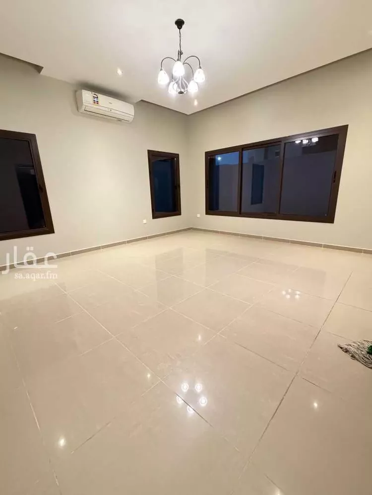 فيلا للبيع في شارع10ب, حي الظهران, مدينة الظهران, المنطقة الشرقية صورة 2