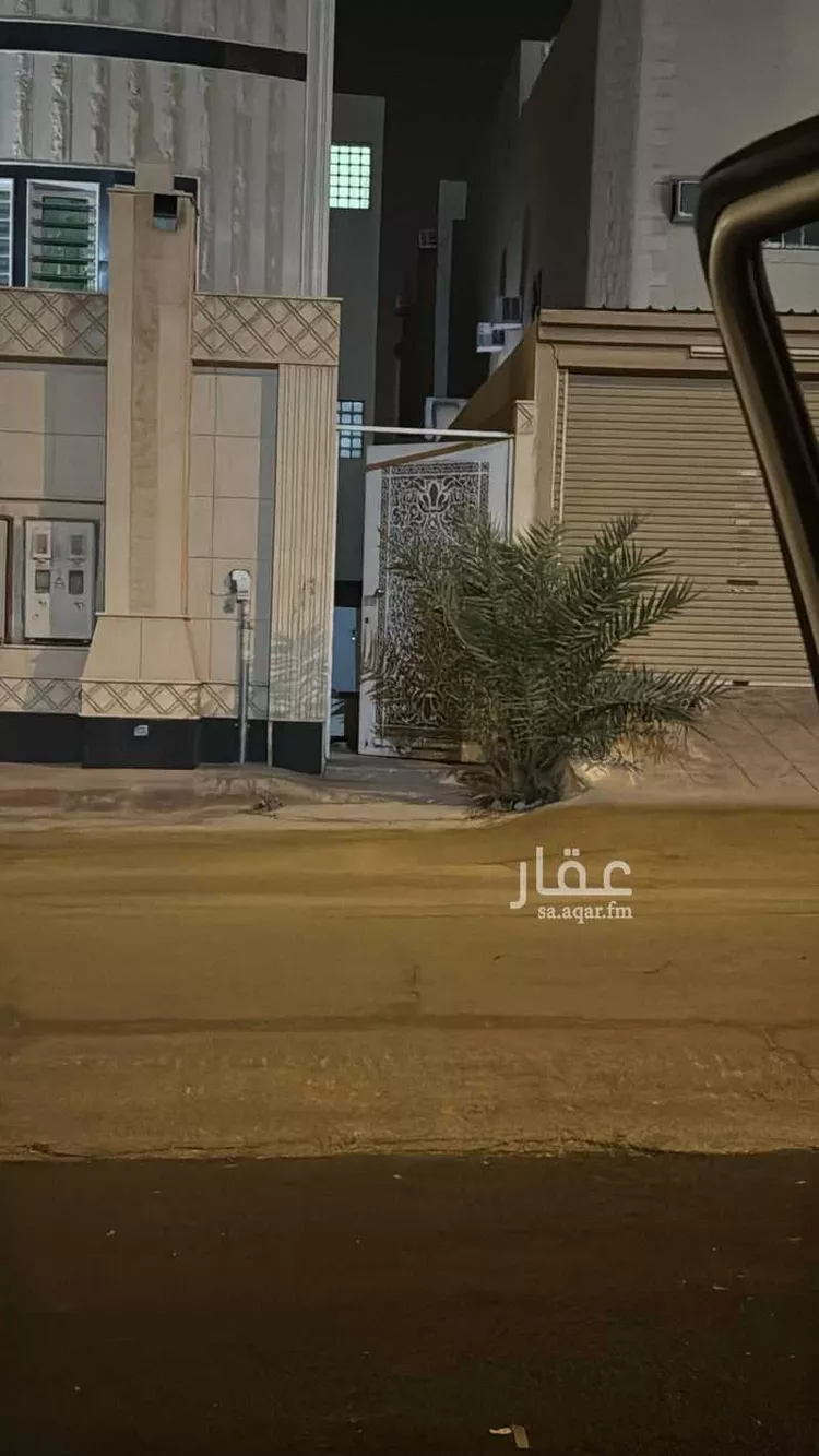 فيلا للبيع في شارع حمران بن أبان ، حي الشرق ، الرياض ، منطقة الرياض