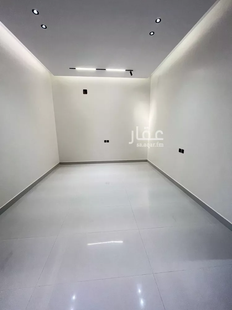 Villa for Sale in Riyadh Al Mahdiyah 26
