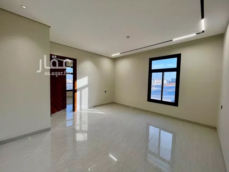 شقة للبيع في شارع عبداللطيف بن المبارك, حي المهدية, مدينة الرياض, منطقة الرياض 21