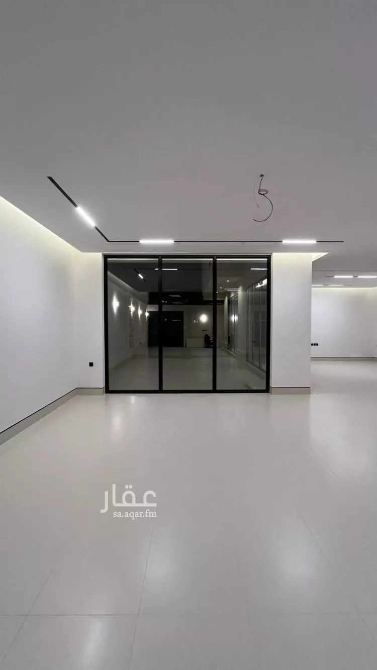 فيلا للبيع في شارع أبي الحسن الأسفرائيني, حي المهدية, مدينة الرياض, منطقة الرياض 24