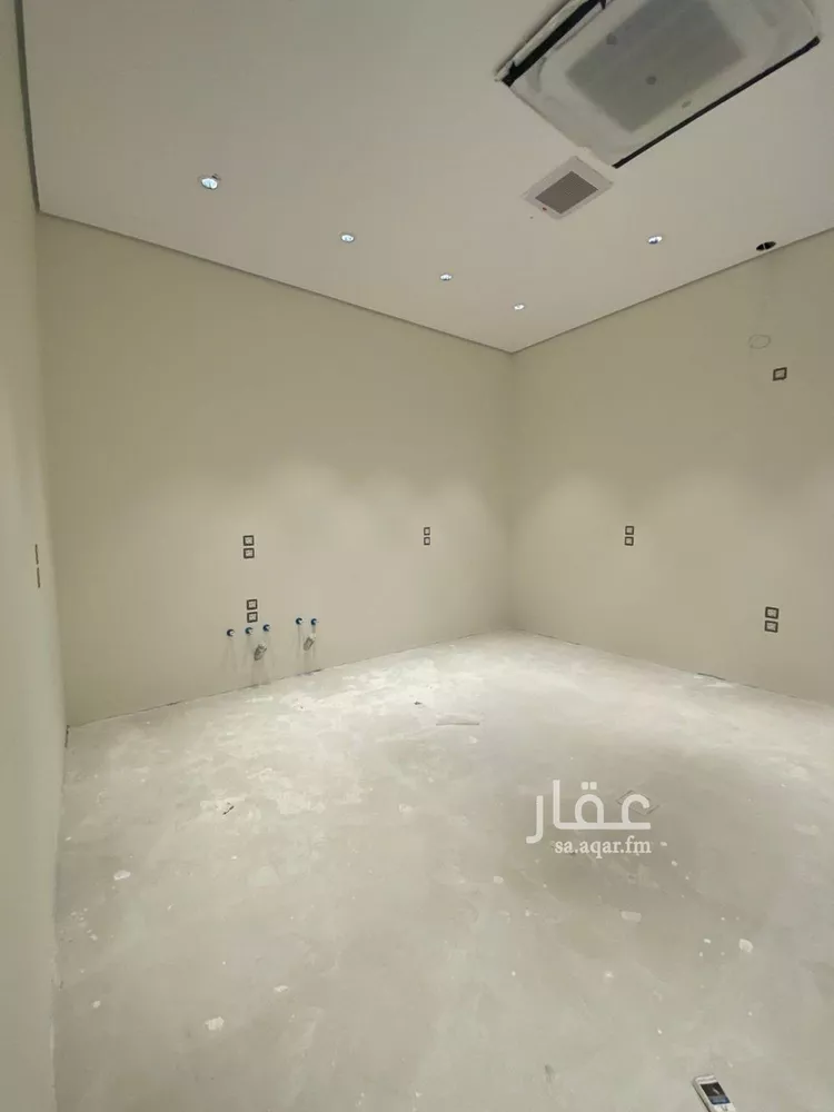 Villa for Sale in Riyadh Al Mahdiyah 14