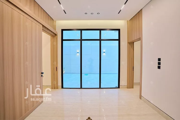 فيلا للبيع في شارع أحمد بن الحسن الأنصاري, حي المهدية, مدينة الرياض, منطقة الرياض 26
