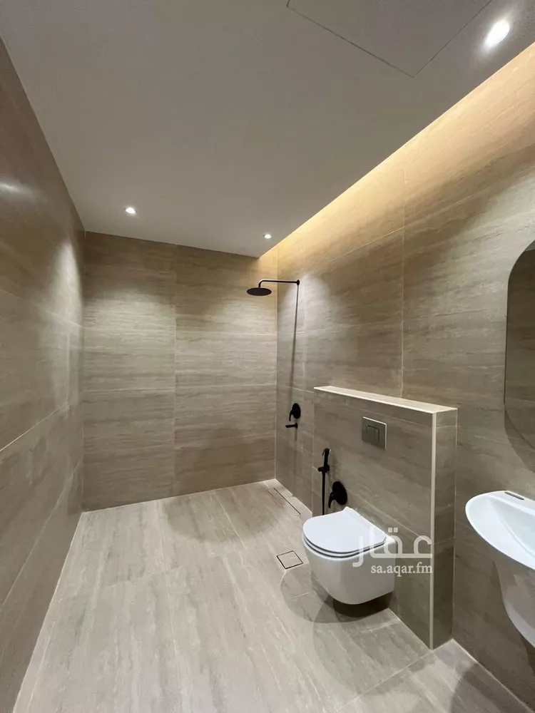 Villa for Sale in Riyadh Al Mahdiyah 12