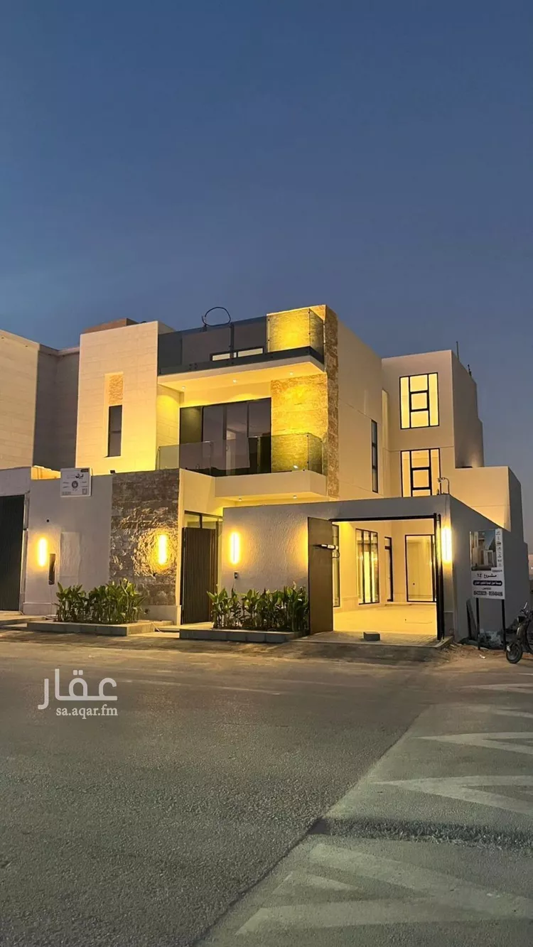 فيلا للبيع في شارع أبي الحسن الأسفرائيني, حي المهدية, مدينة الرياض, منطقة الرياض صورة 2