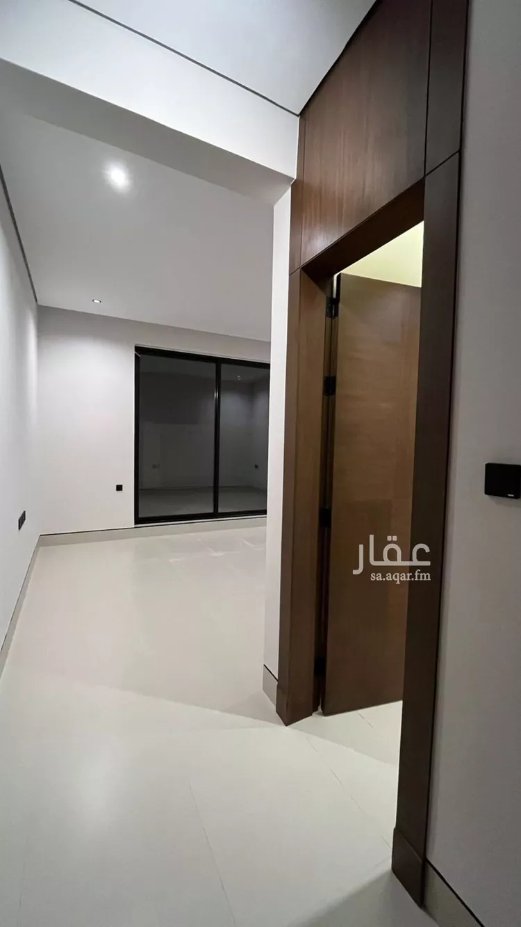 فيلا للبيع في شارع أبي الحسن الأسفرائيني, حي المهدية, مدينة الرياض, منطقة الرياض 21
