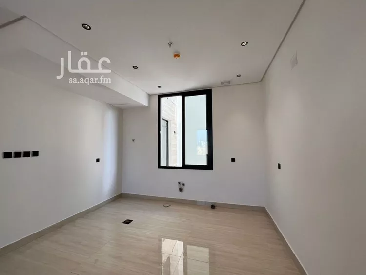 شقة للبيع في شارع أحمد بن الحسن الأنصاري, حي المهدية, مدينة الرياض, منطقة الرياض 15